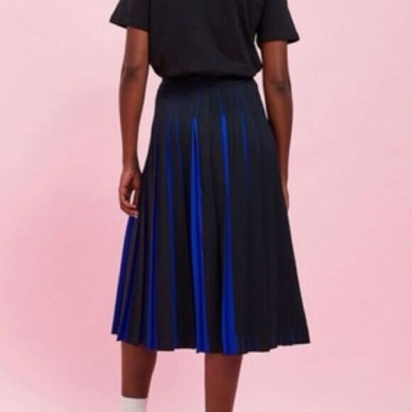 Clare V x Monoprix Pleated midi skirt Size Medium - Picture 2 of 11